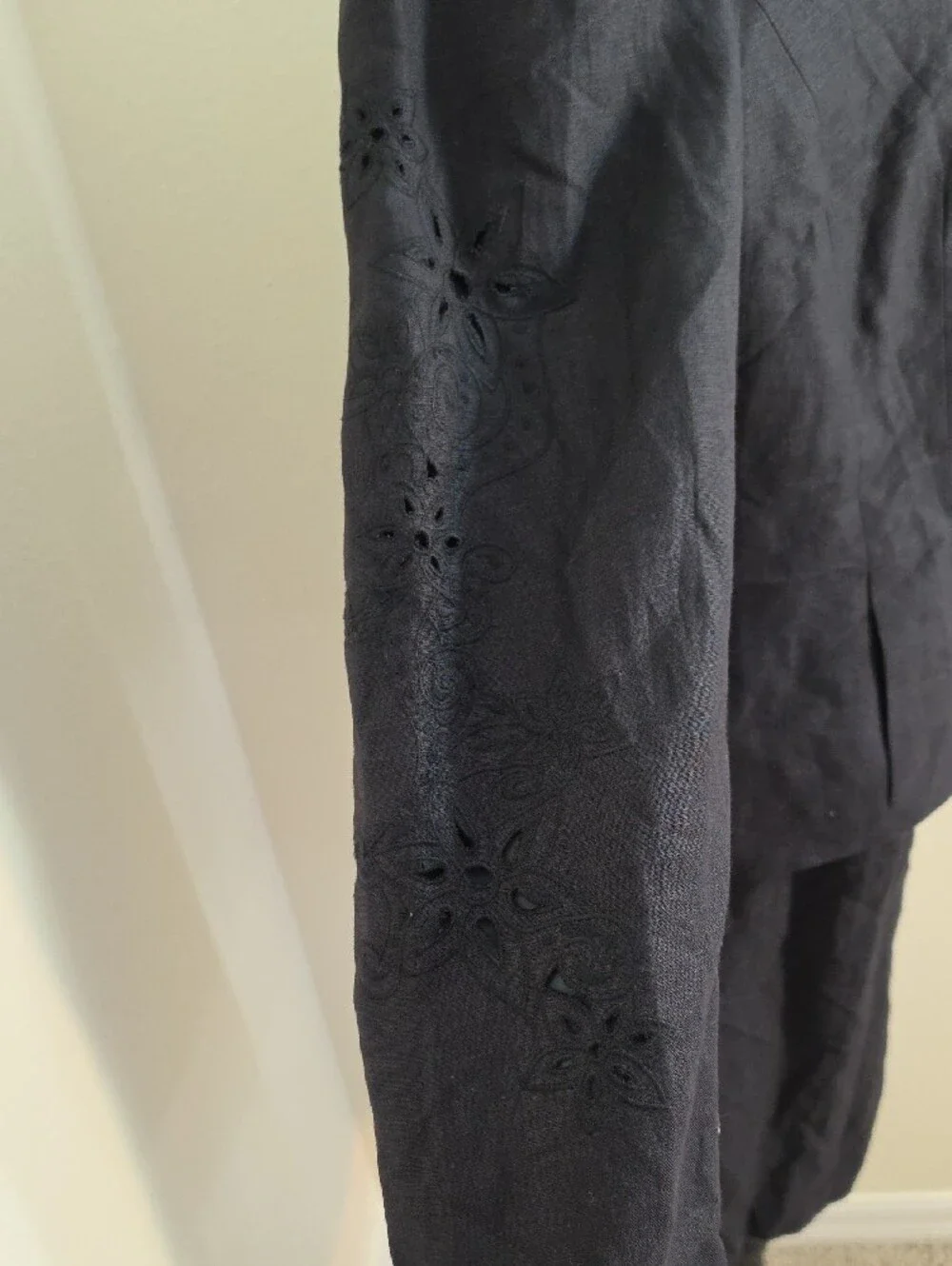 Kasper Tailored Button-Front Skirt Suit | Black | Size 14